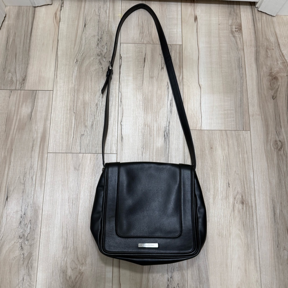 Evan Picone Black Leather Crossbody Purse